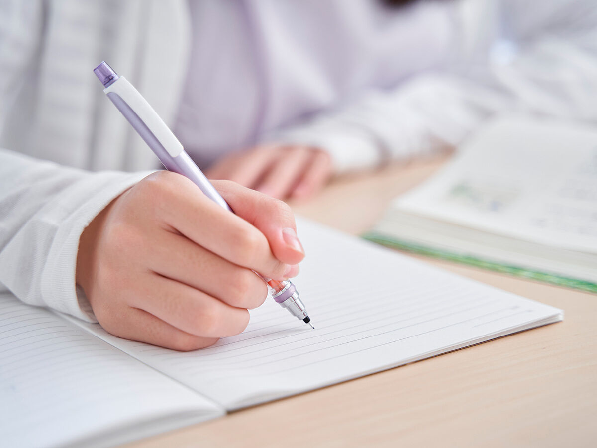 坪田塾で勉強している学生の画像