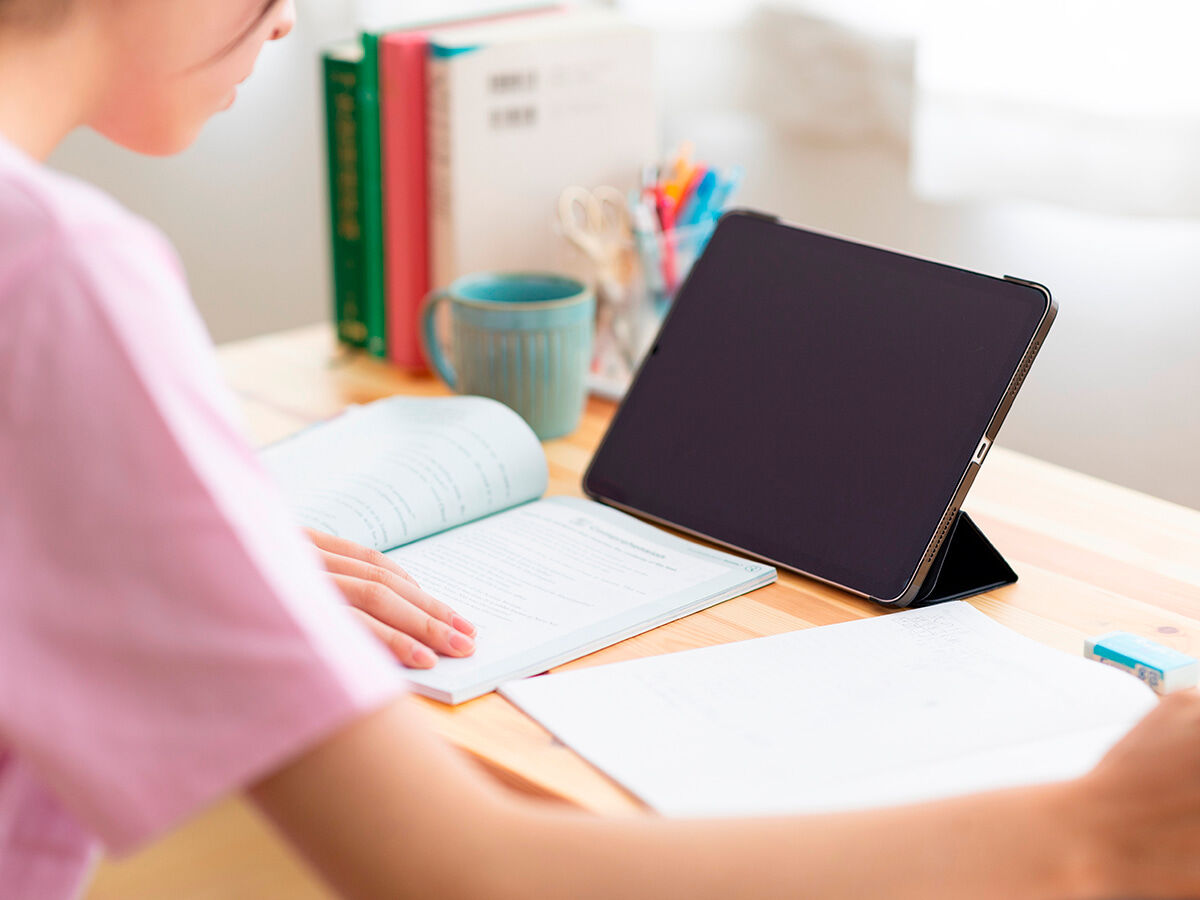 河合塾マナビスで勉強している学生の画像