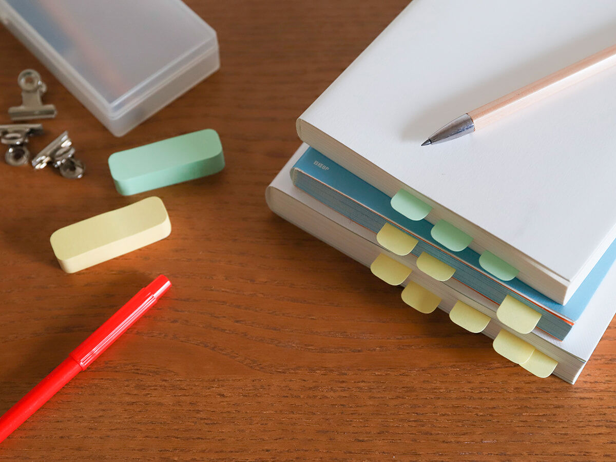 教材と文具の画像